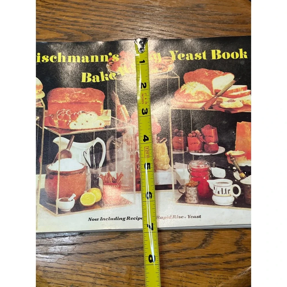 Vintage Fleischmann's Bake-It-Easy Yeast Book Cookbook RapidRise Recipes
